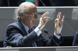 FA-formand: Blatter holder end ikke to år