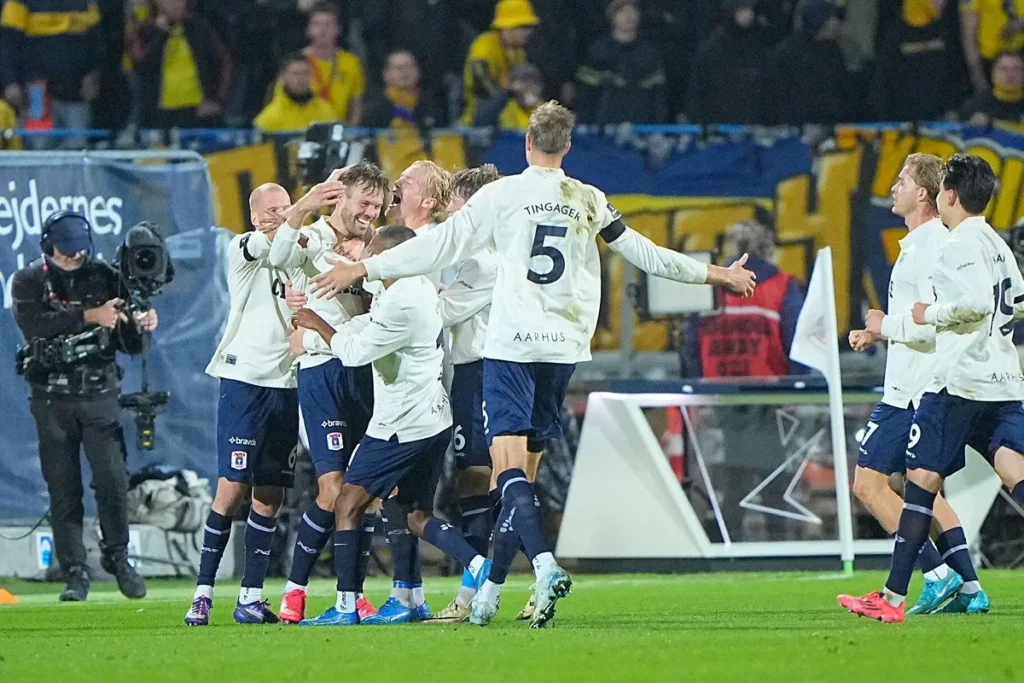 Optakt til AGF - Brøndby i Oddset Pokalen